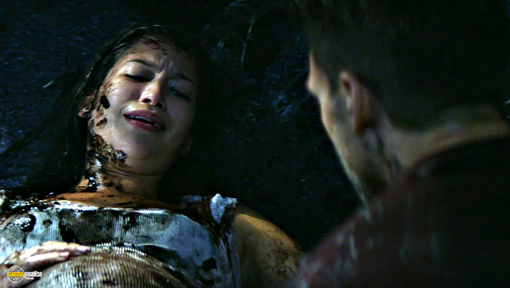 A still #41 from Beyond Skyline (2017)