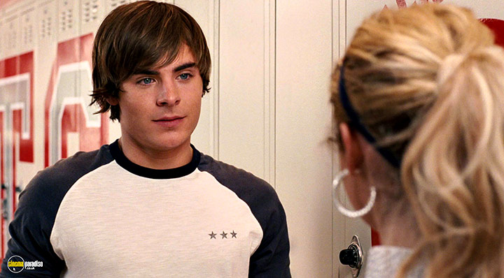 A still #32 from High School Musical 3: Senior Year (2008)