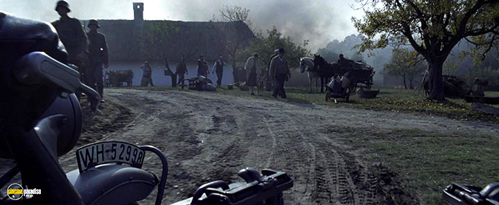 A still #9 from The Man with the Iron Heart (2017)