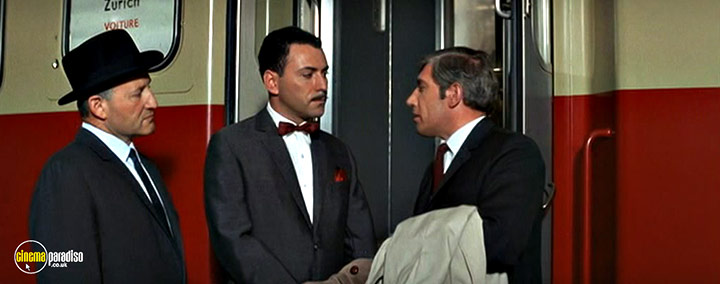 A still #16 from Inspector Clouseau (1968)
