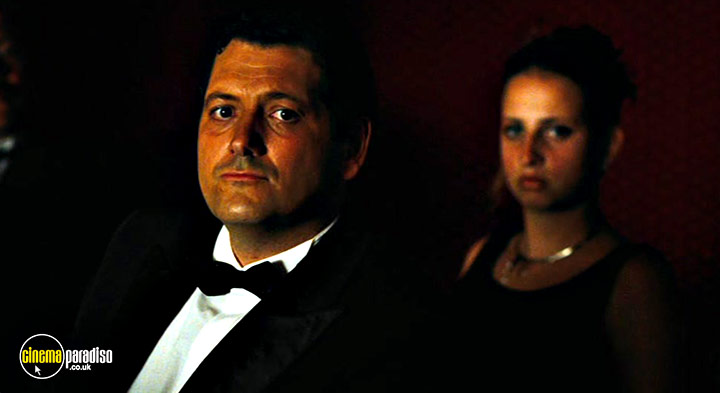 A still #40 from Submerged (2005)
