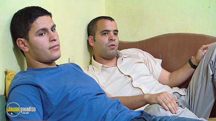 A still #19 from Couscous (2007)