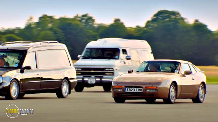 A still #16 from Top Gear: Series 22 (2015)