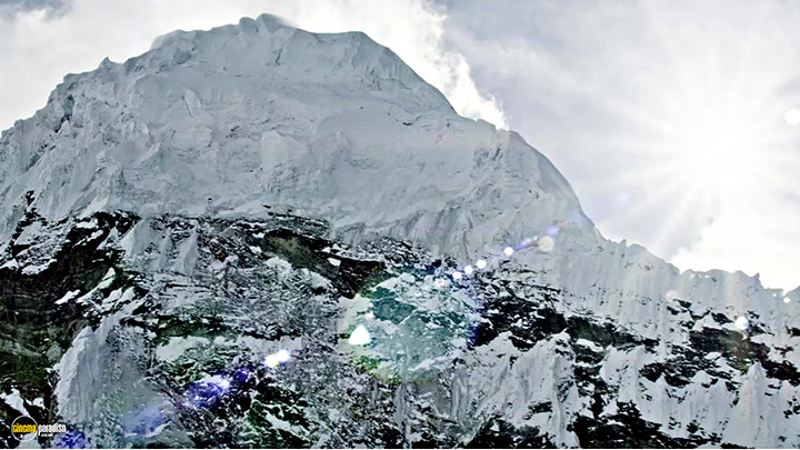 A still #21 from Mountain (2017)