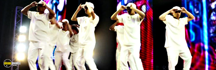 A still #7 from Born to Dance (2015)