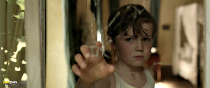 A still #10 from The Secret of Marrowbone (2017)
