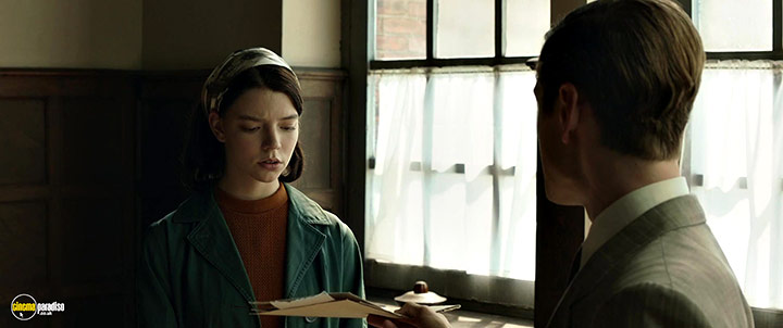 A still #5 from The Secret of Marrowbone (2017)