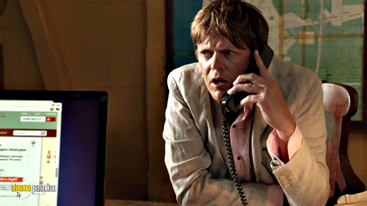 A still #16 from Death in Paradise: Series 5 (2016)