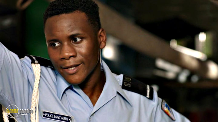 A still #17 from Death in Paradise: Series 5 (2016)
