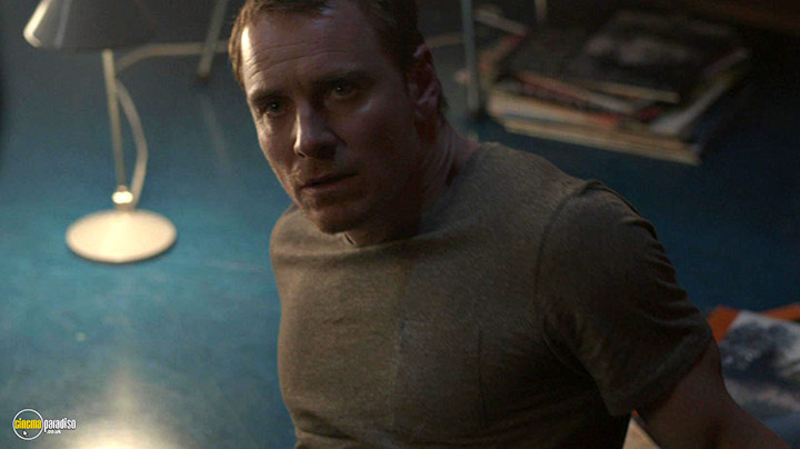 A still #50 from The Snowman (2017)