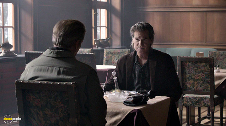 A still #20 from The Snowman (2017)
