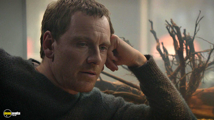 A still #14 from The Snowman (2017)