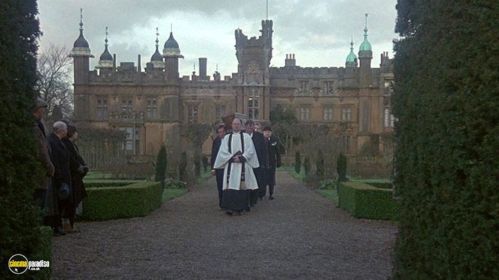 A still #16 from The Canterville Ghost (1996)