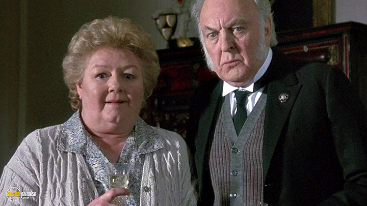 A still #14 from The Canterville Ghost (1996)