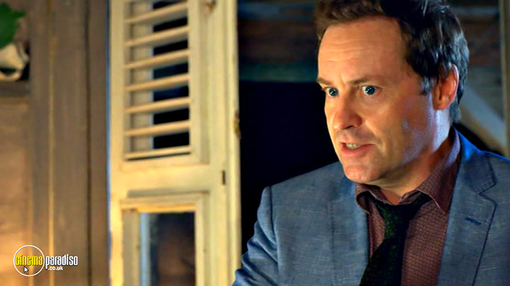 A still #21 from Death in Paradise: Series 7 (2018)