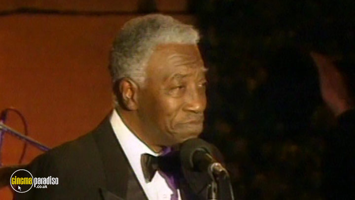 A still #1 from Joe Williams with George Shearing: A Song is Born (1991)