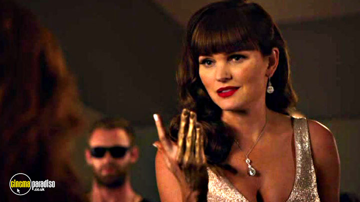 A still #25 from The Librarians: Series 4 (2017)