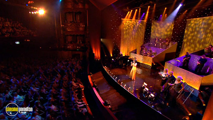 A still #11 from Jane McDonald: Live at the London Palladium (2010)