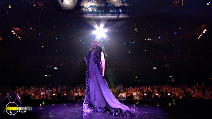 A still #41 from Jane McDonald: Live at the London Palladium (2010)