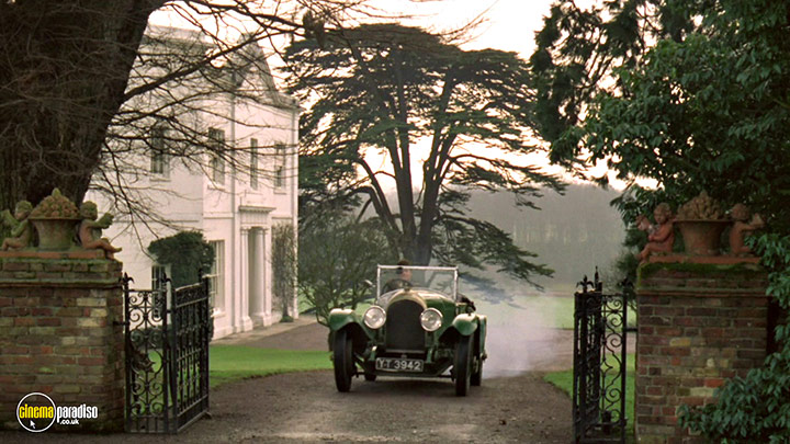 A still #9 from The Avengers: Series 6 (1968)