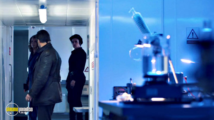 A still #7 from The City and the City (2018)