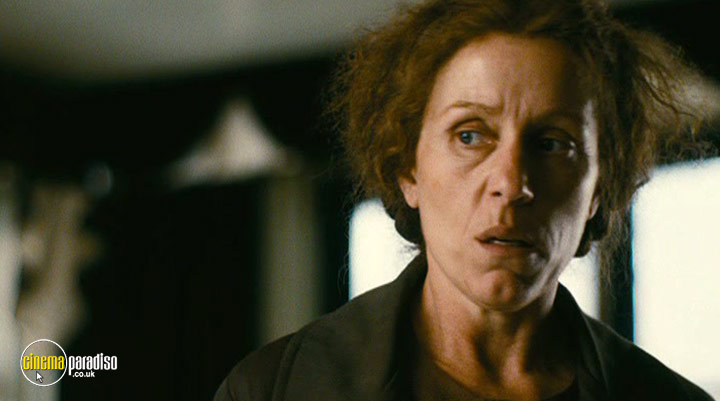 A still #2 from Miss Pettigrew Lives for a Day (2008)