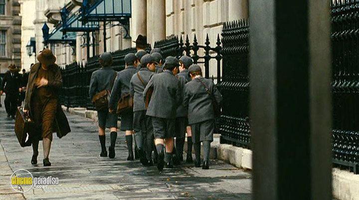 A still #3 from Miss Pettigrew Lives for a Day (2008)