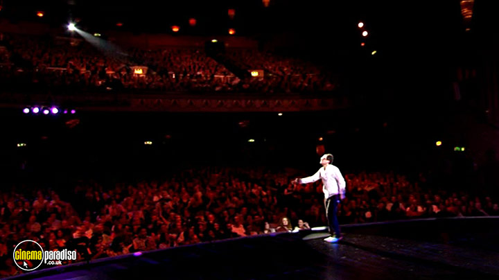 A still #7 from Alan Carr: Tooth Fairy: Live (2007)