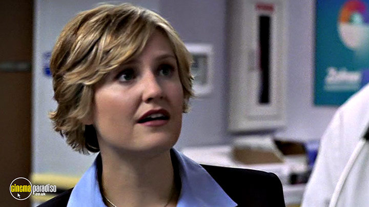 A still #16 from ER: Series 8 (2001)