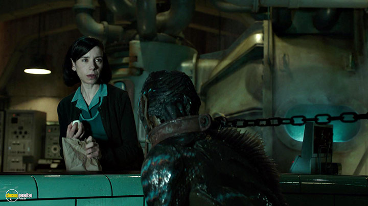 A still #11 from The Shape of Water (2017)