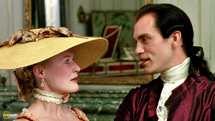 A still #6 from Dangerous Liaisons (1988)