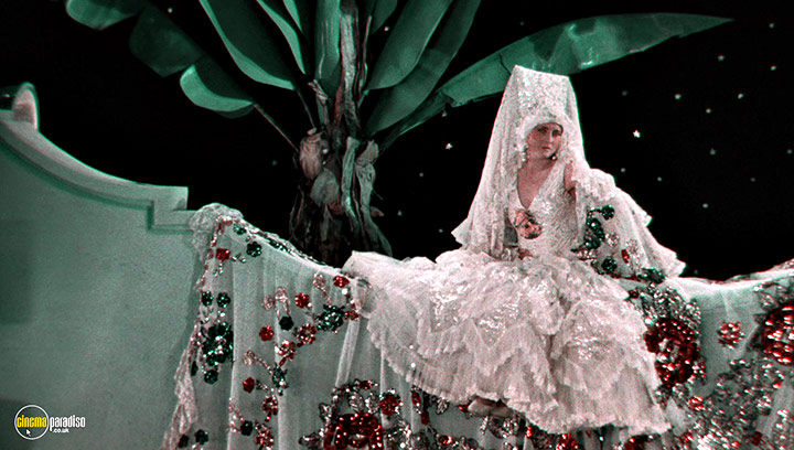 A still #7 from King of Jazz (1930)