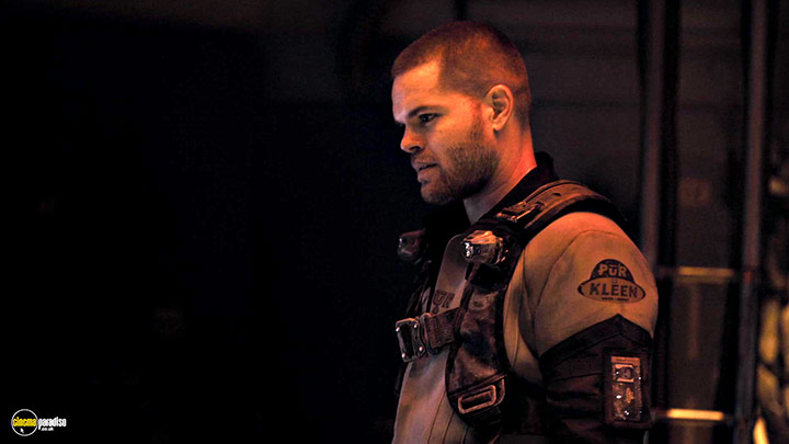 A still #17 from The Expanse: Series 1 (2015)