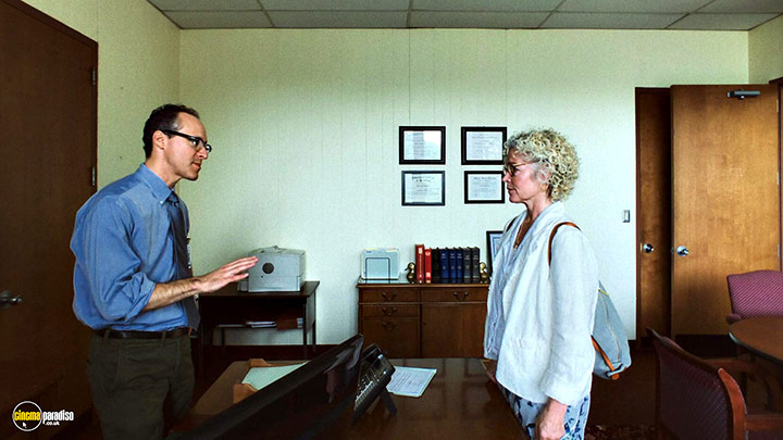 A still #16 from Unsane (2018)