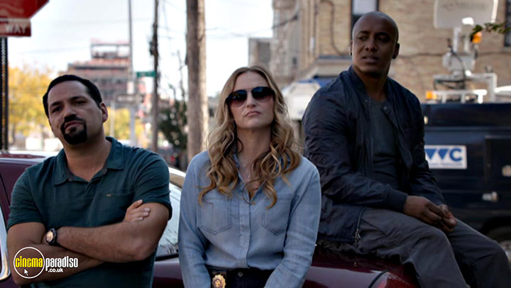 A still #26 from Shades of Blue: Series 2 (2017)