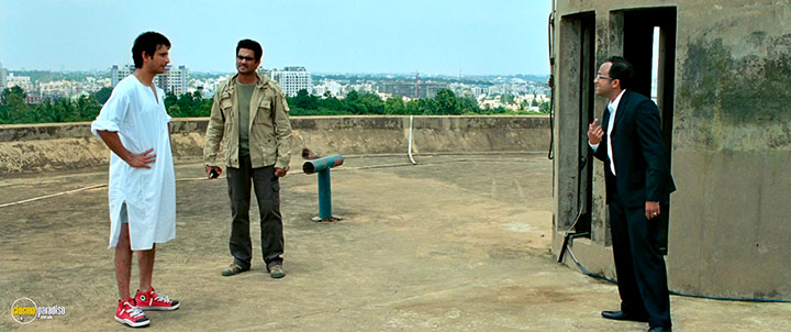 A still #28 from Three Idiots (2009)