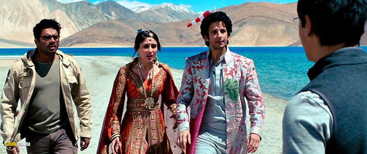 A still #8 from Three Idiots (2009)