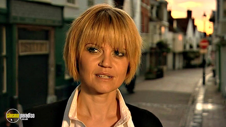 A still #8 from Derek Acorah's Ghost Towns: Series 1: Vol.1 (2005)