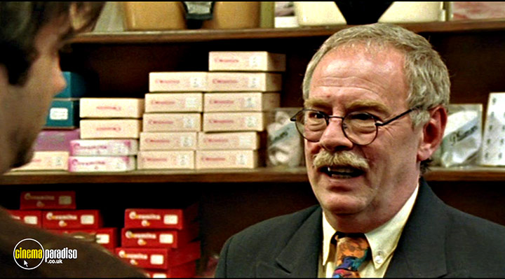 A still #8 from Lost Embrace (2004)