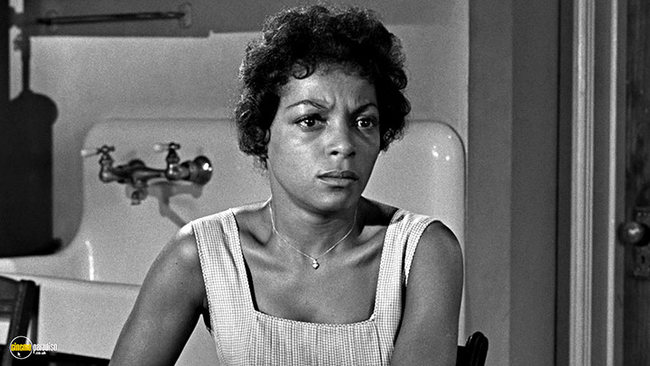 A still #3 from A Raisin in the Sun (1961)