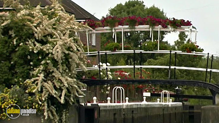 A still #1 from The Lee and Stort Navigation (2002)