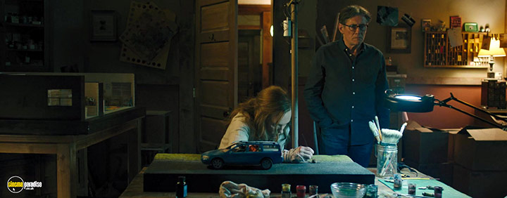 A still #10 from Hereditary (2018)