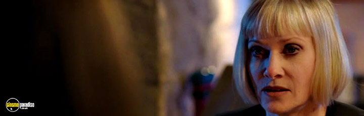 A still #4 from Dead Night (2017)