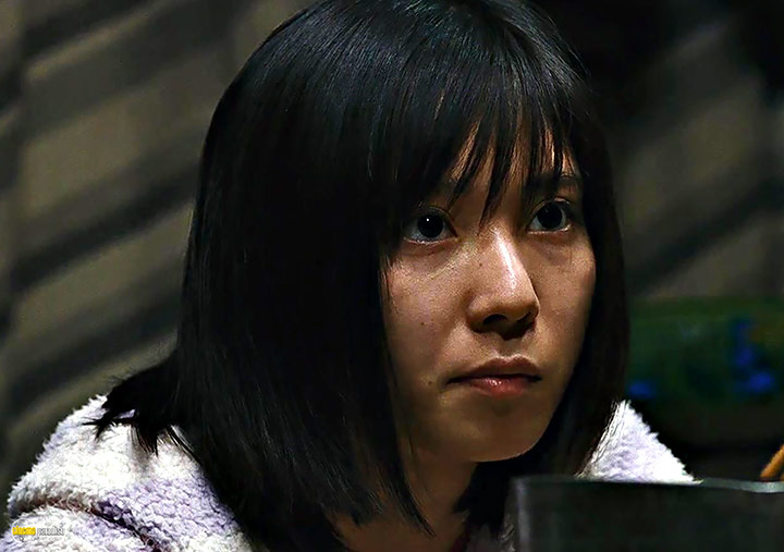 A still #1 from Shoplifters (2018)