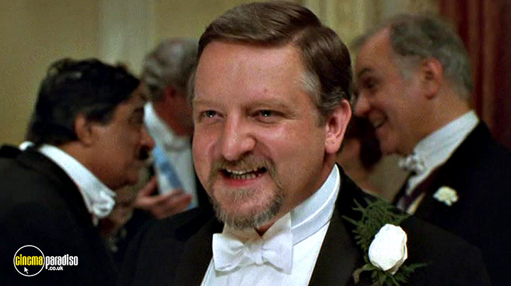 A still #6 from An Ideal Husband (1999)