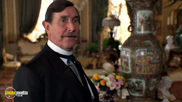 A still #7 from An Ideal Husband (1999)