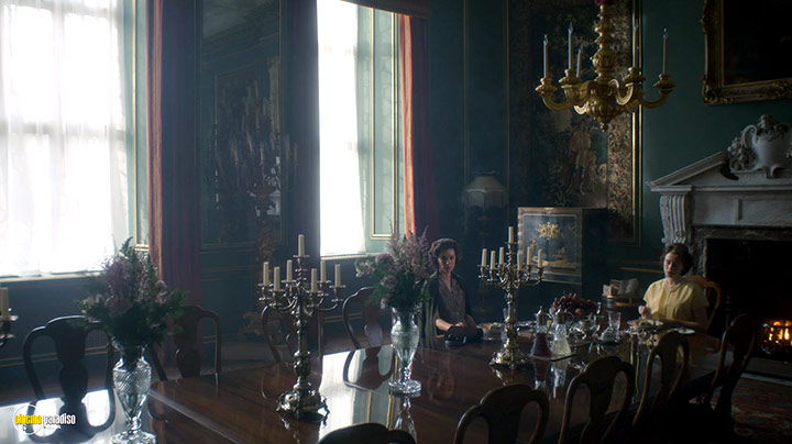 A still #19 from The Crown: Series 2 (2017)