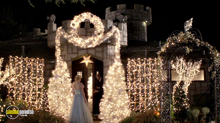 A still #19 from A Cinderella Christmas (2016)