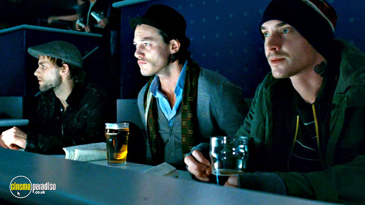 A still #15 from Flutter (2011)