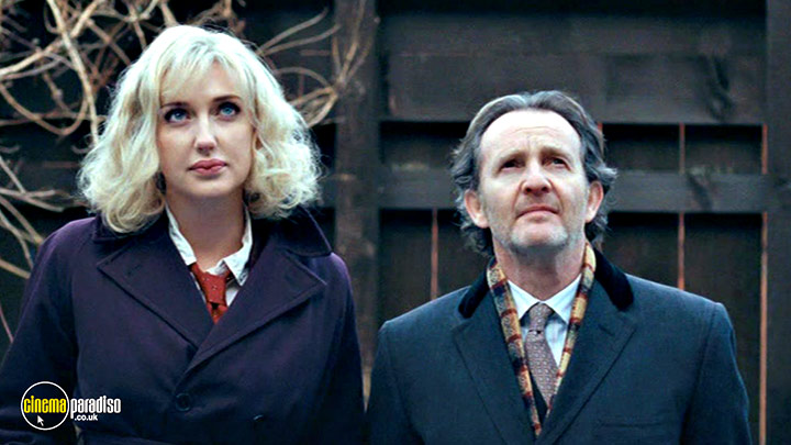 A still #14 from Flutter (2011)